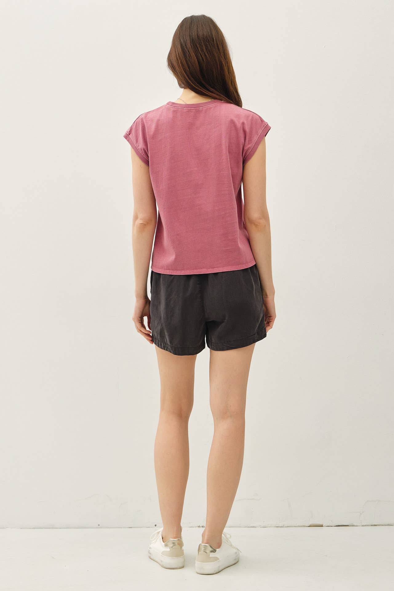 Linny Acid Wash Cap Tee