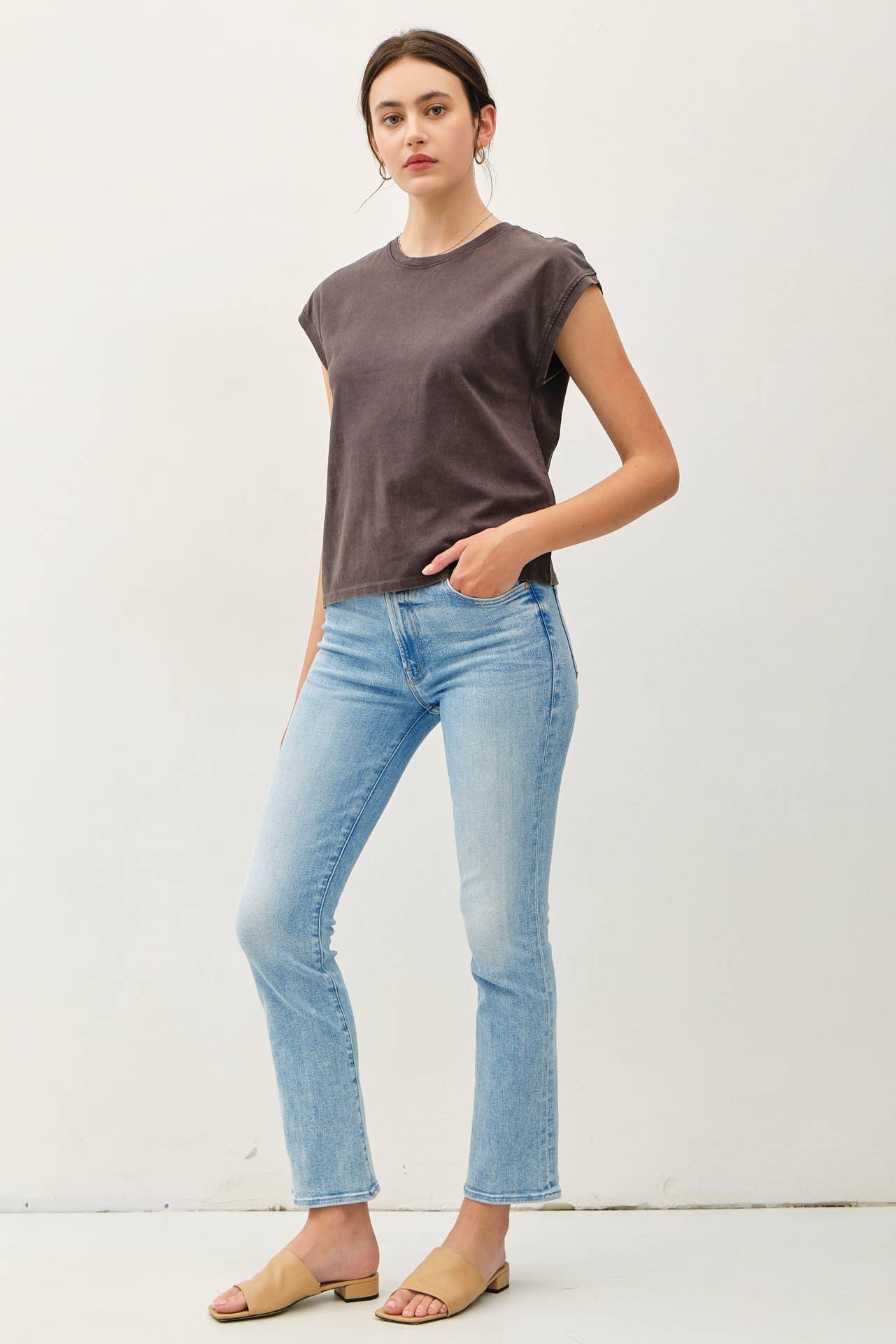 Linny Acid Wash Cap Tee