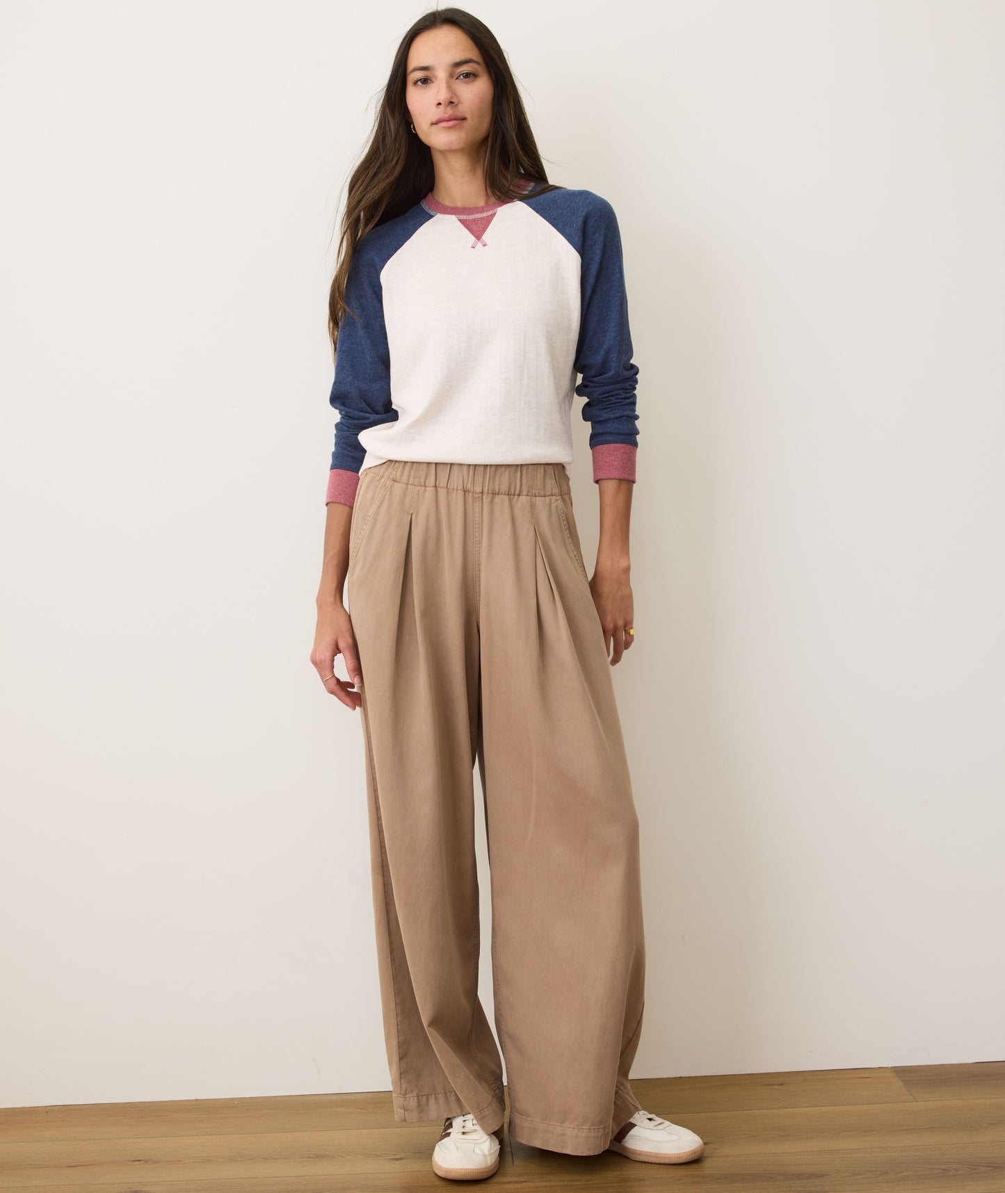 Vicky Varsity Raglan