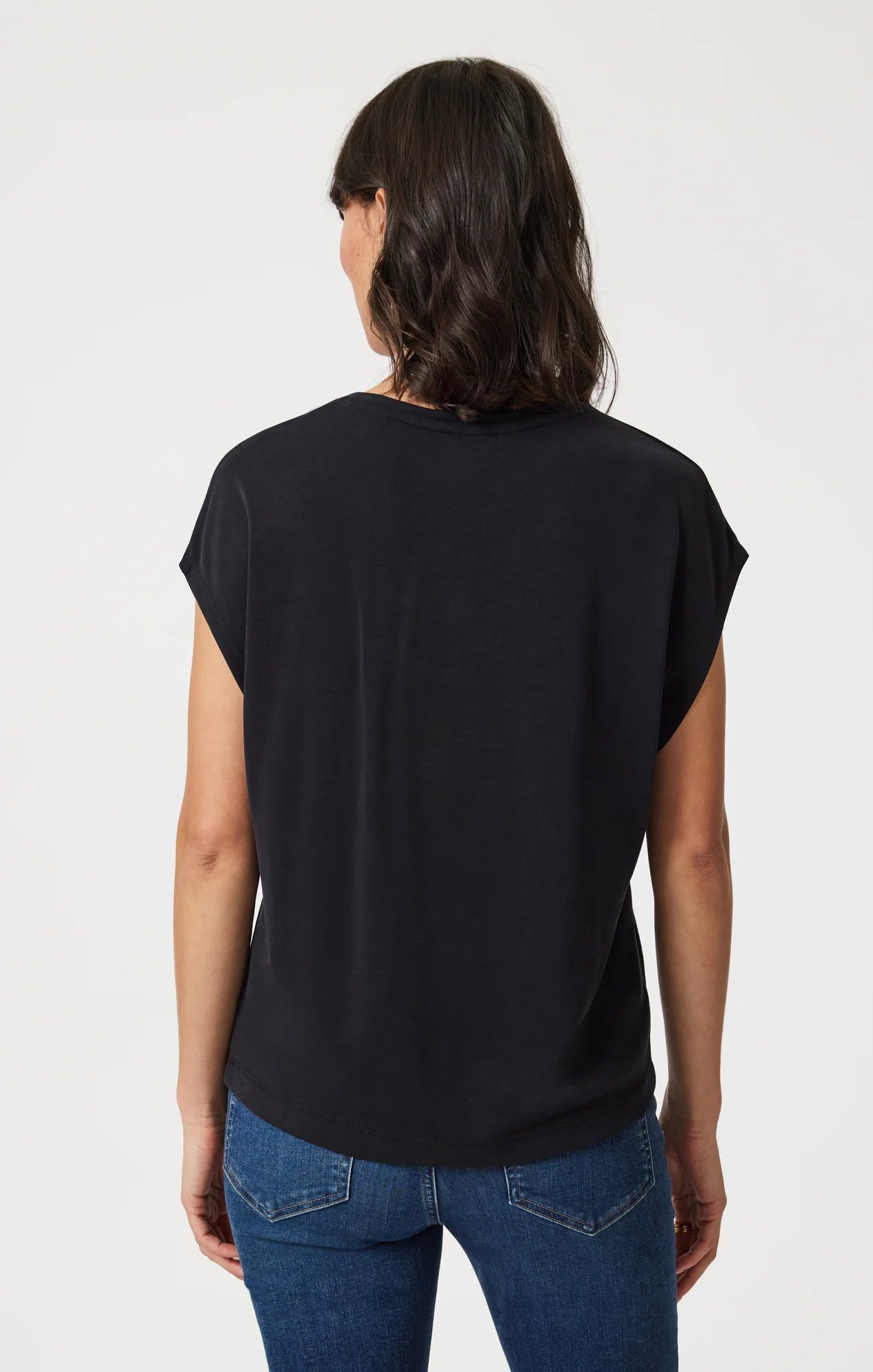 Nora Luxe V-neck T-Shirt