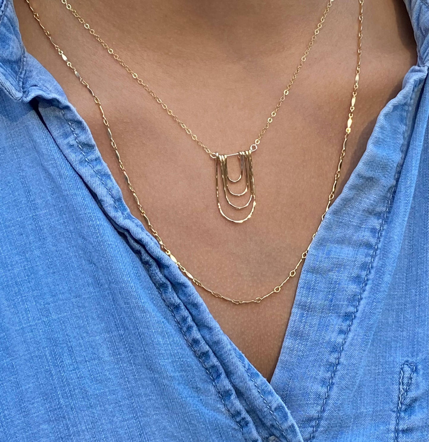 Modern arc necklace