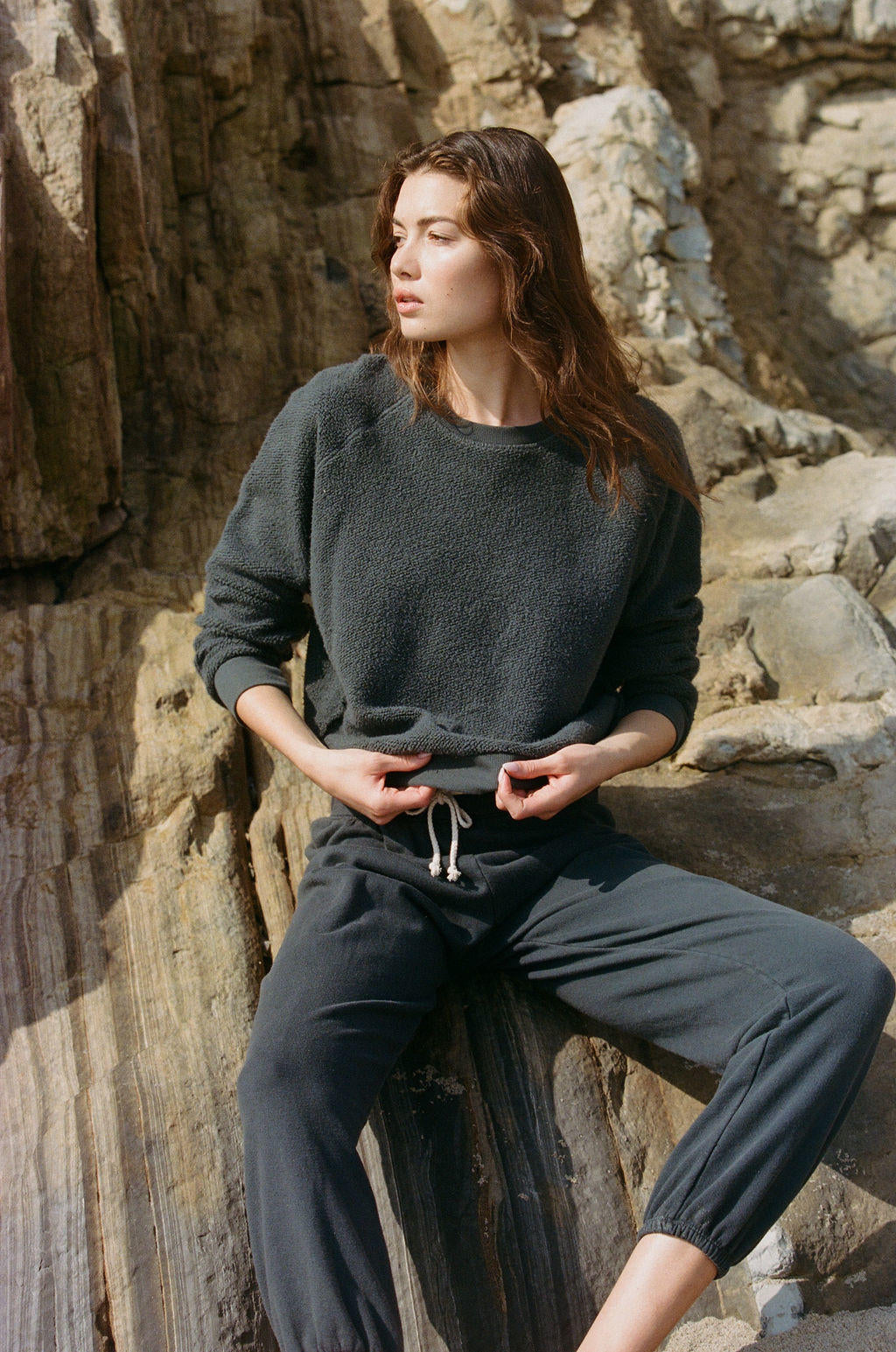 Lera Inverted Pullover