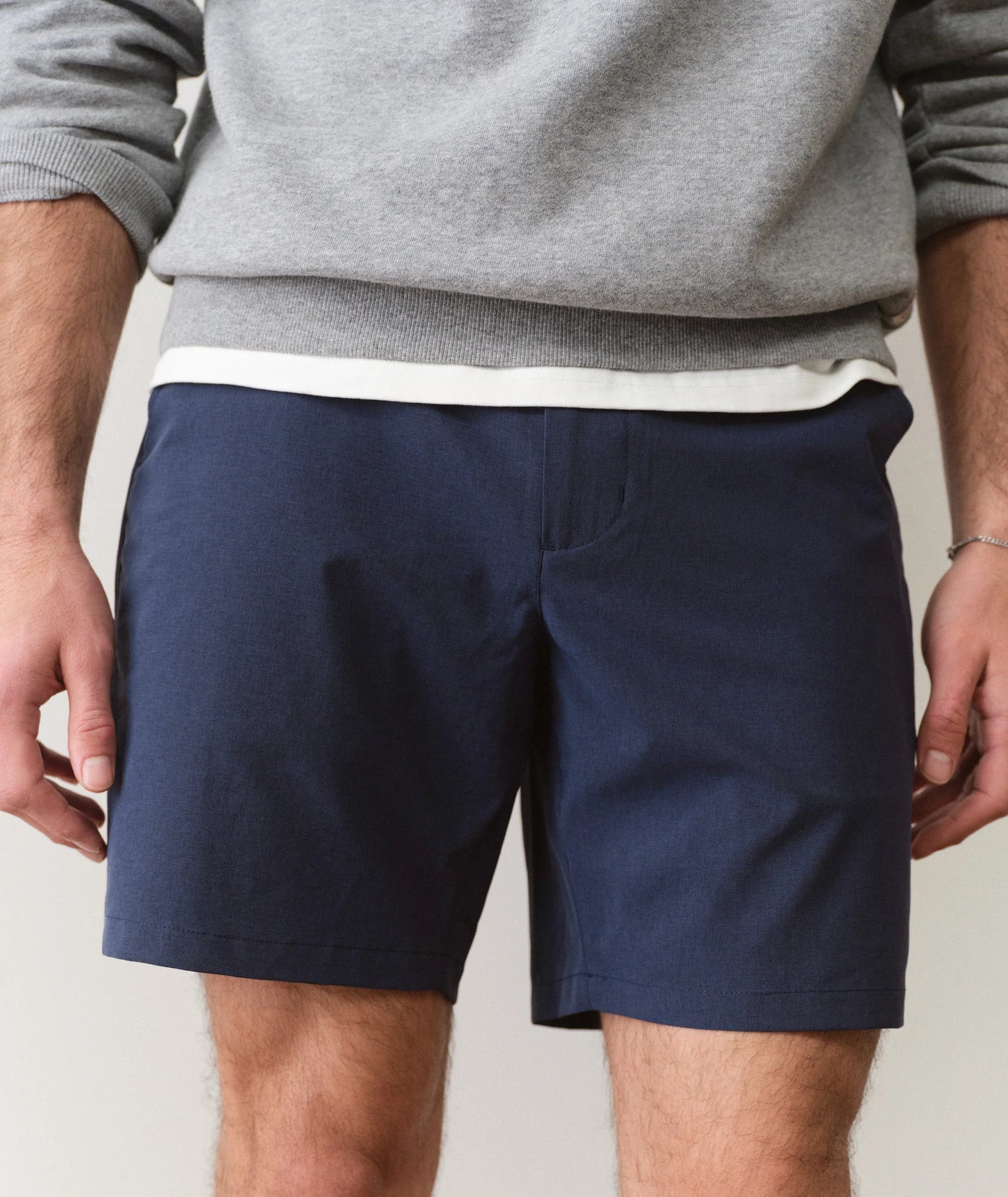 Thomas 7" Hybrid Short