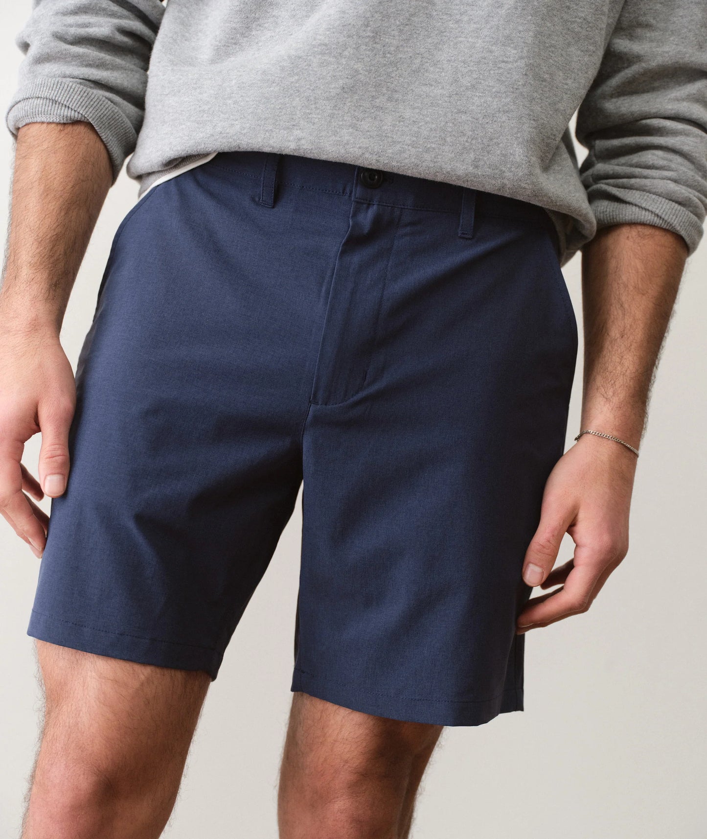 Thomas 7" Hybrid Short