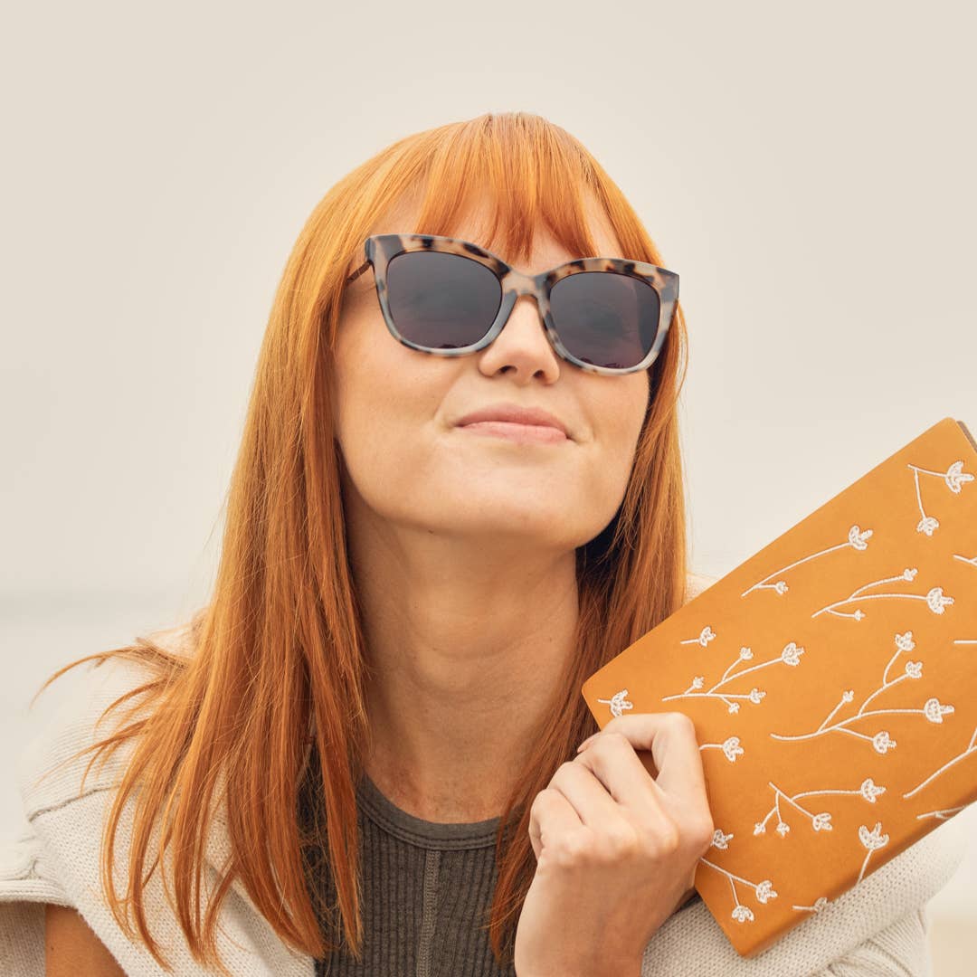 Nora Tinted Readers - Ivory Tort + Walnut Wood