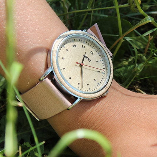 Tolga Watch -Apple Leather Band