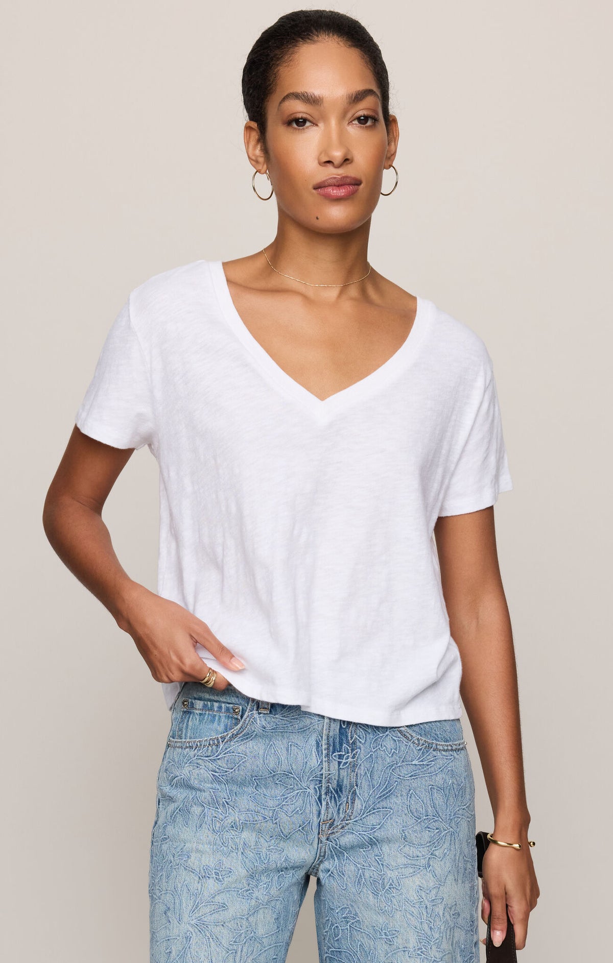 Nomad V Neck Tee