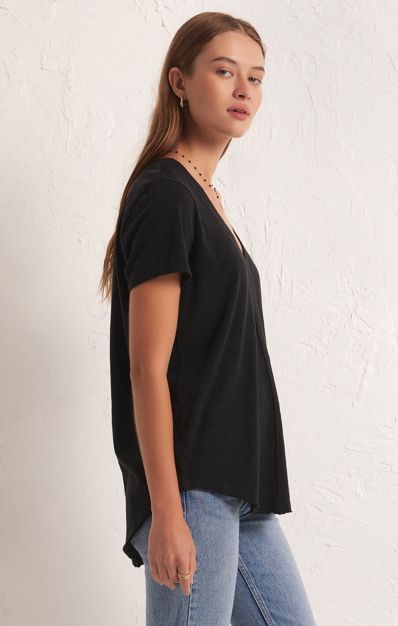 Ari V-Neck Tee Black Small